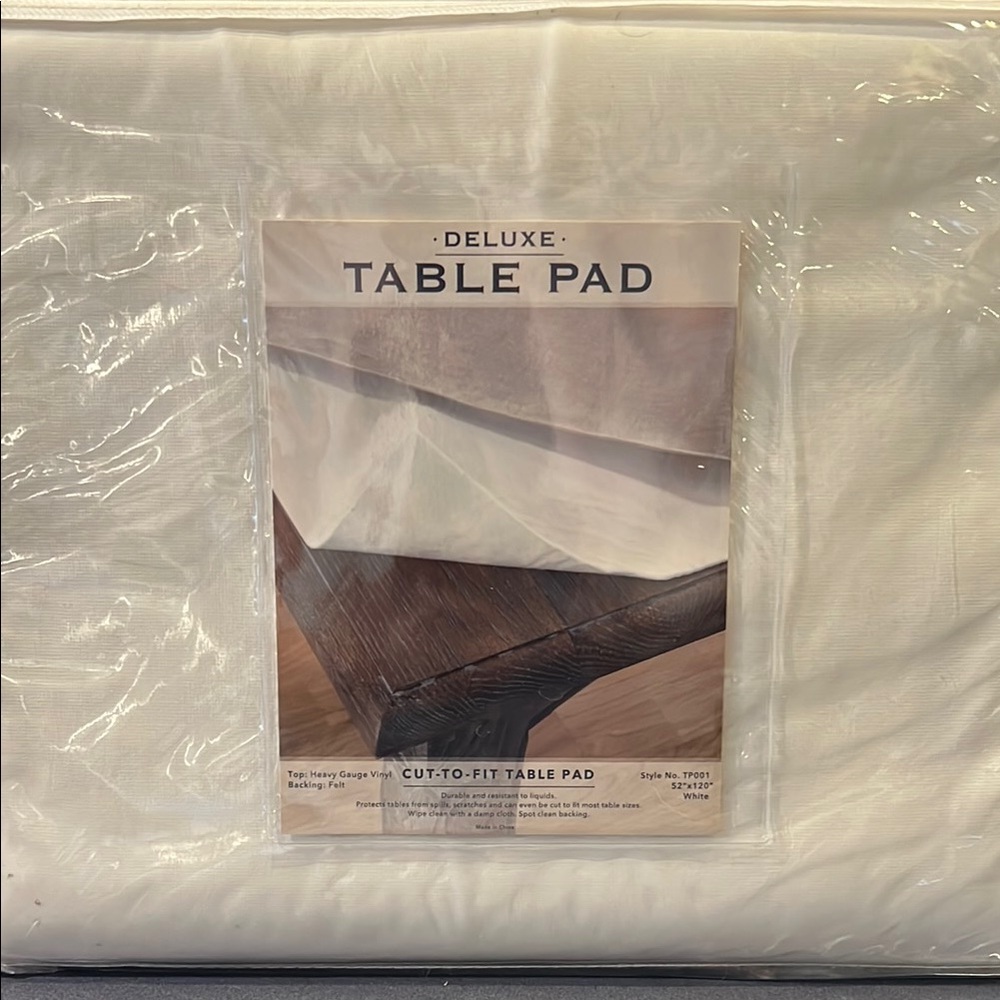 Luxe Cream Table Pad